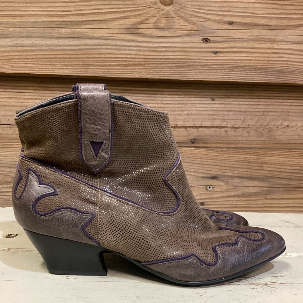 Isola Western Ankle Boots